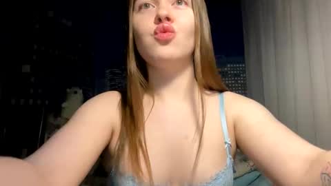 Hannah online show from October 1, 10:16 pm