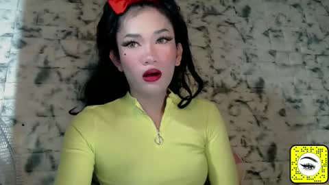 ursweet_amber7 online show from February 2, 8:35 am