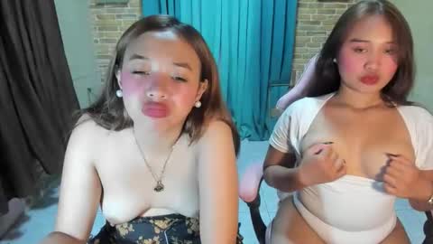 Snapshot of ursweet_diannara chatting on June 3, 10:29 am dian online show from June 3, 10:29 am