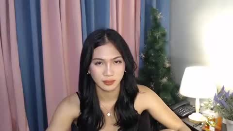 JUST CALL ME GWENNY online show from October 8, 6:11 am