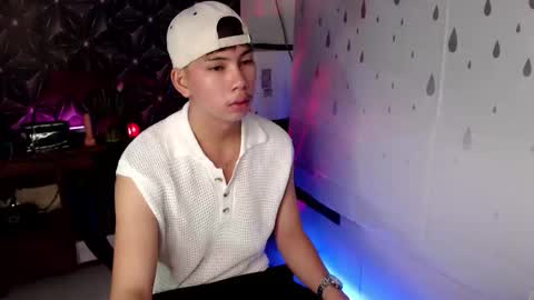 ursweet_jade online show from October 14, 10:05 am