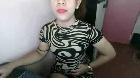 ursweet_pinay69xx online show from October 4, 11:58 pm