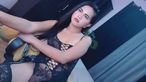 UrSweetBbGirl online show from June 1, 2:30 pm