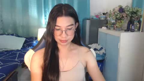 Snapshot of urwetasianprincessxx chatting on October 20, 12:27 pm Ashley Kate Mateo Gray online show from October 20, 12:27 pm