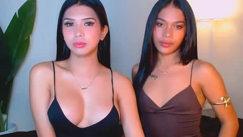 urwildest_margaret online show from April 18, 11:47 am