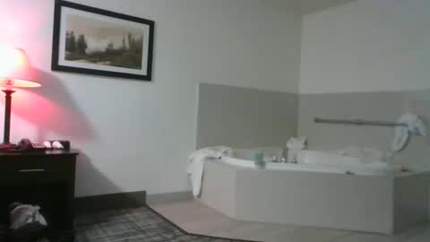 us24u888 online show from October 31, 11:00 am