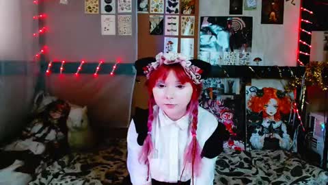 Snapshot of usagi_blush chatting on February 22, 10:40 am Usagi Blush online show from February 22, 10:40 am