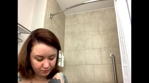 usefulhole online show from September 27, 12:54 pm