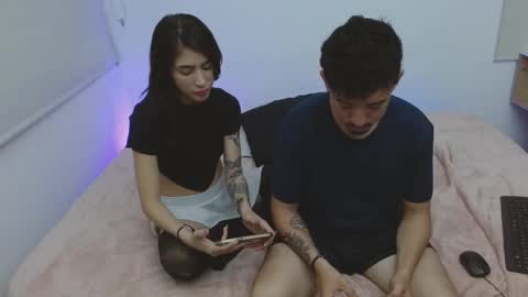 useronlypurple777 online show from October 17, 4:37 am