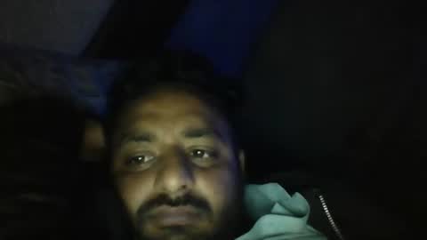 Snapshot of usman184 chatting on January 8, 11:52 pm Mian184 online show from January 8, 11:52 pm