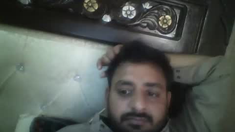 Snapshot of usman184 chatting on January 18, 10:06 am Mian184 online show from January 18, 10:06 am