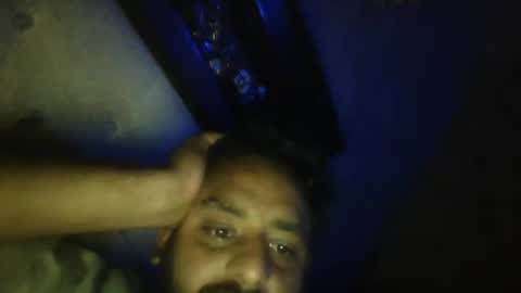 Snapshot of usman184 chatting on January 22, 10:05 pm Mian184 online show from January 22, 10:05 pm