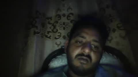 Snapshot of usman184 chatting on March 9, 5:39 pm Mian184 online show from March 9, 5:39 pm