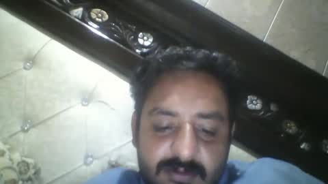 Snapshot of usman184 chatting on September 13, 2:39 pm Mian184 online show from September 13, 2:39 pm