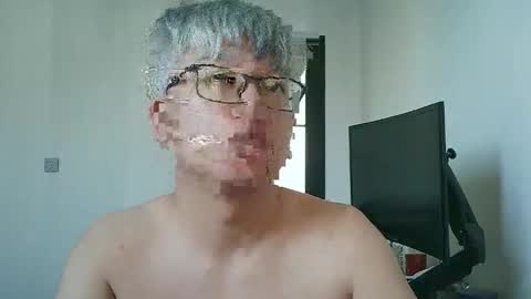 uuuffuu online show from November 9, 11:58 pm