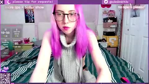 Snapshot of v3n0mb1t3z chatting on February 23, 12:19 am kermit online show from February 23, 12:19 am