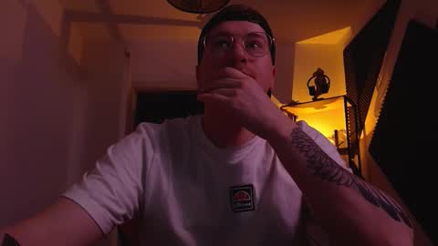 vacation__ online show from December 21, 3:08 pm