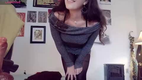 vagelicious online show from November 8, 4:40 pm