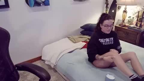 vagelicious online show from November 11, 1:33 pm