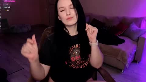 Val online show from February 23, 9:16 pm