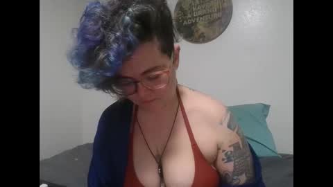 valarieak online show from October 17, 7:27 pm