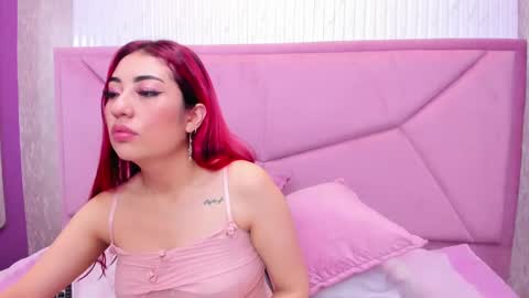 Snapshot of valcherry_ chatting on March 1, 11:39 am Val online show from March 1, 11:39 am