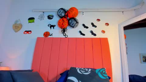 VALENTINA  3 online show from October 31, 12:06 pm