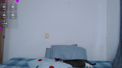 IG-valen mendoza99  twitter valenthompson99 online show from March 1, 11:07 pm