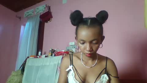 valencia302364 online show from January 5, 12:31 pm
