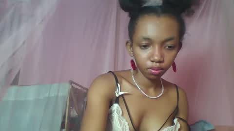 valencia302364 online show from January 31, 6:47 pm