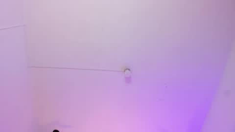 Snapshot of valenn__smith chatting on February 7, 6:56 pm Valentina online show from February 7, 6:56 pm