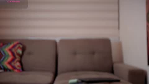 Snapshot of valenthinoking chatting on October 13, 3:50 am valenthinoking online show from October 13, 3:50 am