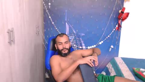 Valentine online show from December 6, 3:00 pm