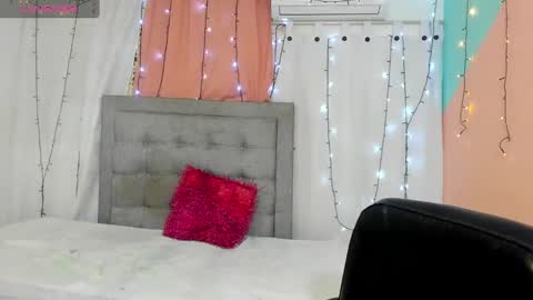 Valentina online show from December 12, 9:19 am
