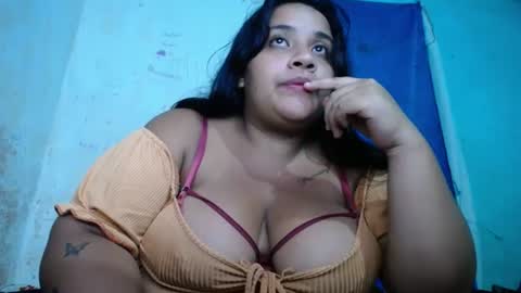 Snapshot of valentina_sofi chatting on July 16, 3:23 am valentina_sofi online show from July 16, 3:23 am