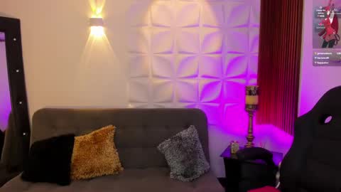 Valentina online show from December 3, 5:23 pm