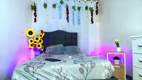 Snapshot of valentina_y_sneiderr chatting on July 18, 3:33 am valentina_y_sneiderr online show from July 18, 3:33 am