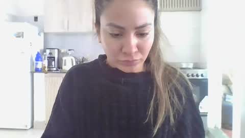 valentinaseleni24 online show from June 29, 6:08 pm