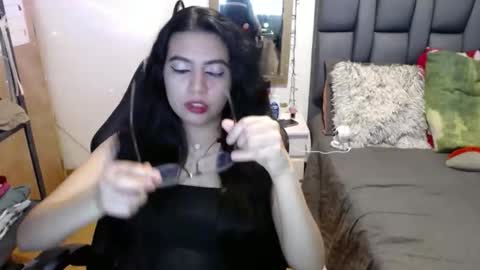 valentinasmith18 online show from February 3, 8:14 pm