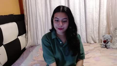 valentinasmith18 online show from April 18, 1:09 am