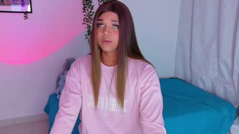  Vale          online show from February 7, 7:12 am