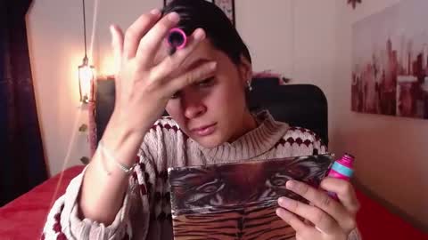 Snapshot of valentini_villa chatting on September 15, 1:44 pm V A L E N T I N I online show from September 15, 1:44 pm