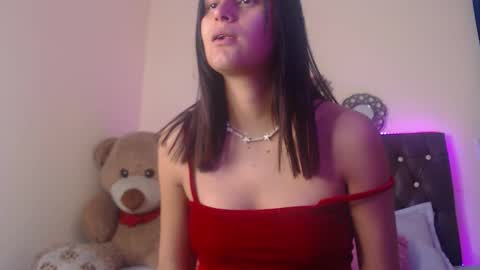 V A L E N T I N I online show from February 27, 8:31 pm