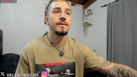 valentino online show from November 15, 11:43 pm