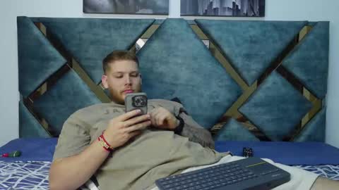 Valentino Ferrari online show from October 17, 2:04 am