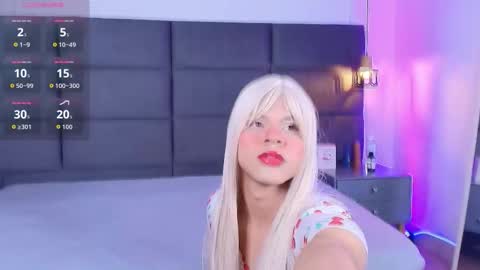 valentino moon online show from November 24, 3:28 am