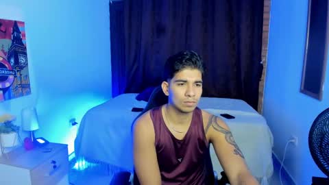 VALENTINO MOURA online show from March 3, 12:05 pm