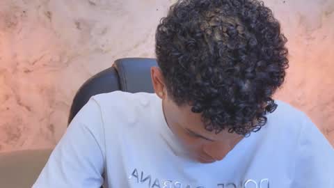 valentino_thompson online show from October 19, 7:03 pm