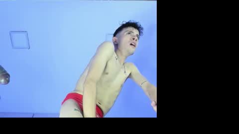 Valentino online show from November 23, 6:02 am