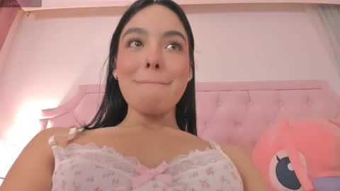 Vale Toro  online show from January 16, 11:36 am